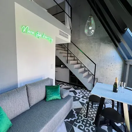 Neon Hotel apartamentowy Sopot