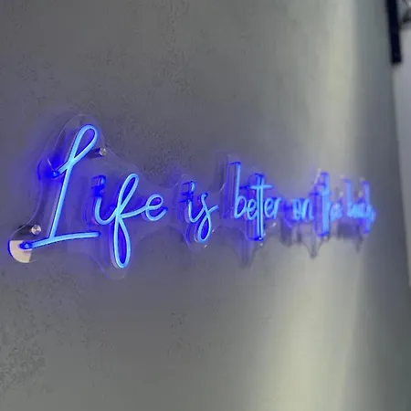 Neon Hotel apartamentowy Sopot