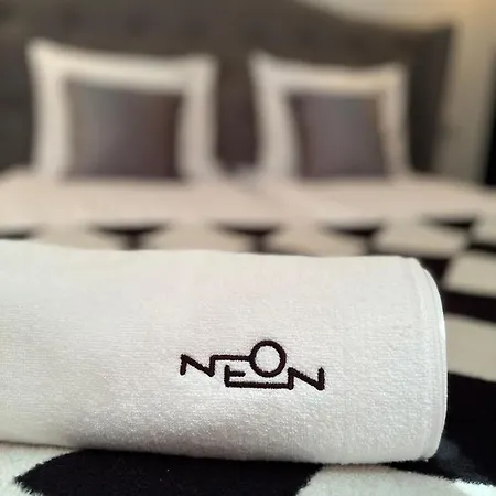 Aparthotel Neon Zoppot