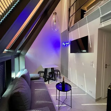 Hotel apartamentowy Neon Sopot