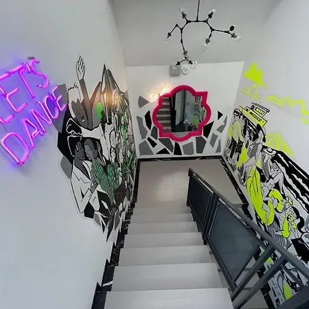 Neon Hotel apartamentowy Sopot
