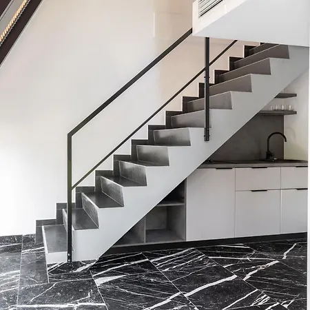 Neon 아파트호텔