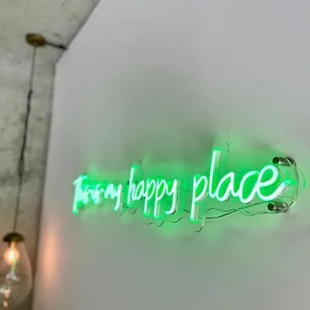 Hotel apartamentowy Neon *