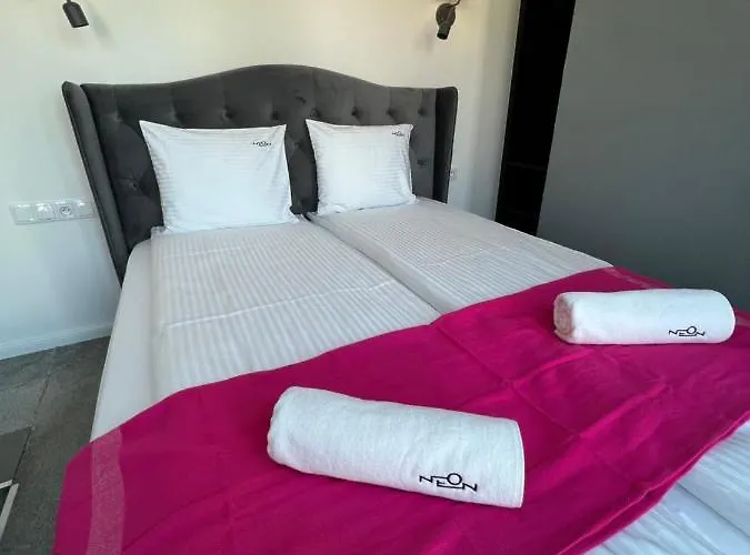 شقة فندقية Neon 3*