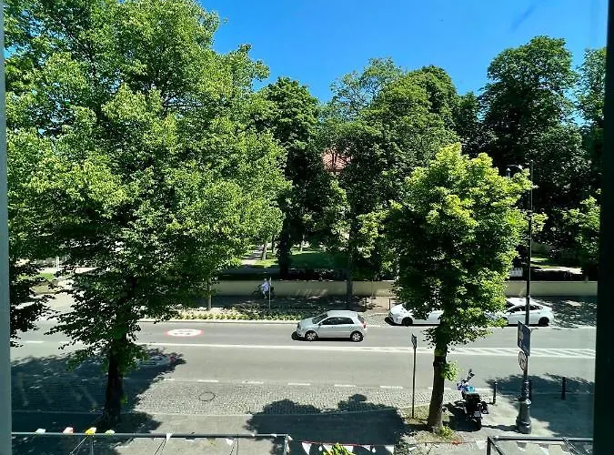 Neon شقة فندقية 3*