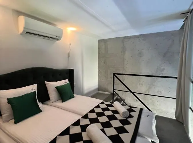 Neon 아파트호텔 3*