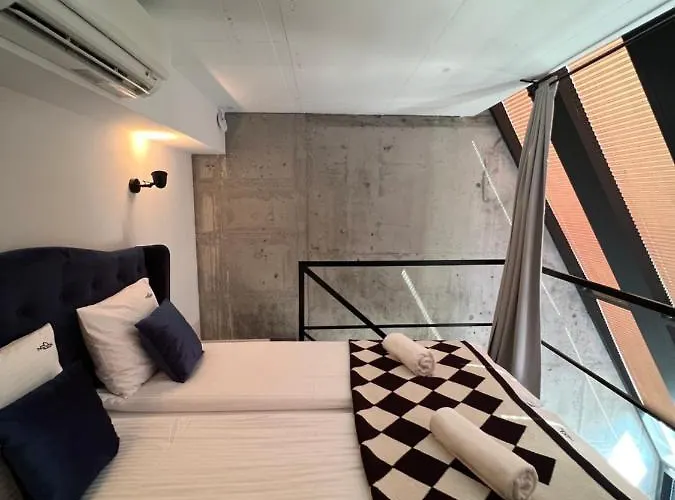 Neon شقة فندقية