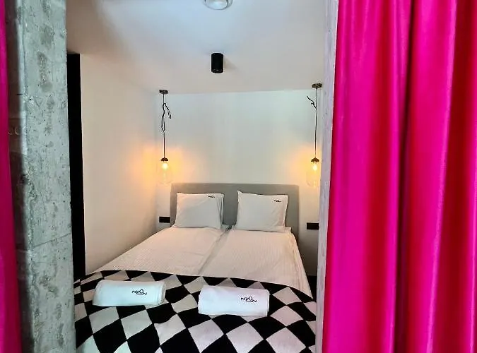 شقة فندقية Neon 3*